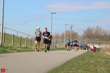 [Activiteiten en Festiviteiten] :: Riwal Halve Marathon hm (37)