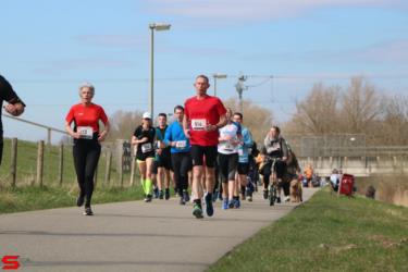 [Activiteiten en Festiviteiten] :: Riwal Halve Marathon hm (49)