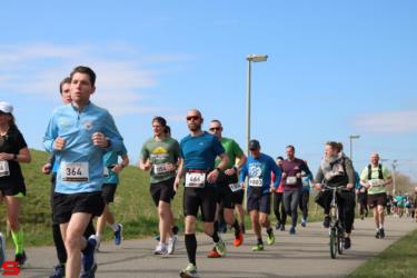 [Activiteiten en Festiviteiten] :: Riwal Halve Marathon hm (42)