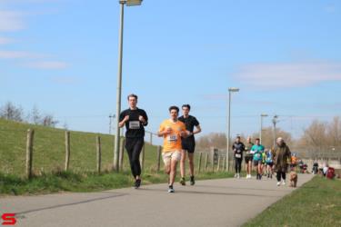 [Activiteiten en Festiviteiten] :: Riwal Halve Marathon hm (48)