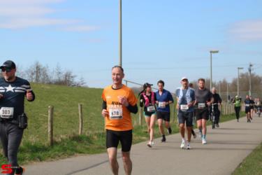 [Activiteiten en Festiviteiten] :: Riwal Halve Marathon hm (47)