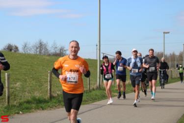 [Activiteiten en Festiviteiten] :: Riwal Halve Marathon hm (48)