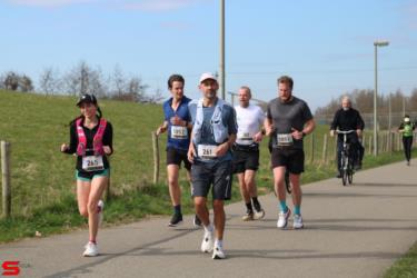 [Activiteiten en Festiviteiten] :: Riwal Halve Marathon hm (50)