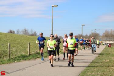 [Activiteiten en Festiviteiten] :: Riwal Halve Marathon hm (45)