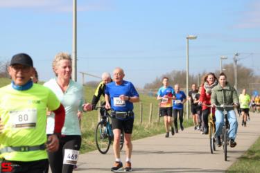 [Activiteiten en Festiviteiten] :: Riwal Halve Marathon hm (47)