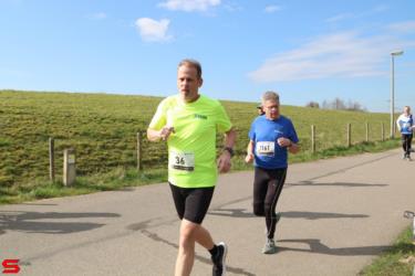 [Activiteiten en Festiviteiten] :: Riwal Halve Marathon hm (37)