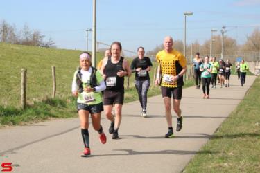 [Activiteiten en Festiviteiten] :: Riwal Halve Marathon hm (46)
