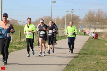 [Activiteiten en Festiviteiten] :: Riwal Halve Marathon hm (51)