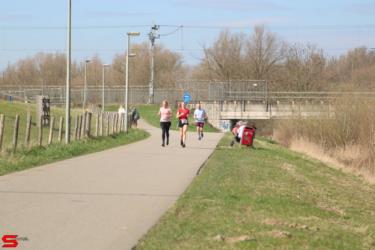 [Activiteiten en Festiviteiten] :: Riwal Halve Marathon hm (42)