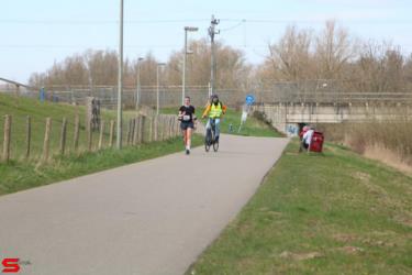 [Activiteiten en Festiviteiten] :: Riwal Halve Marathon hm (45)