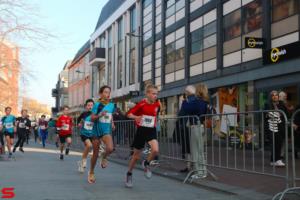 [Activiteiten en Festiviteiten] :: Drechtstadloop Gro-Up Jeugdloop (14)