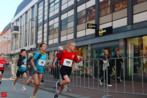 [Activiteiten en Festiviteiten] :: Drechtstadloop Gro-Up Jeugdloop (15)
