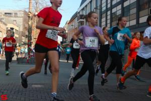 [Activiteiten en Festiviteiten] :: Drechtstadloop Gro-Up Jeugdloop (26)