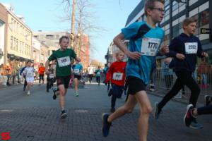 [Activiteiten en Festiviteiten] :: Drechtstadloop Gro-Up Jeugdloop (15)