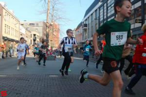 [Activiteiten en Festiviteiten] :: Drechtstadloop Gro-Up Jeugdloop (16)