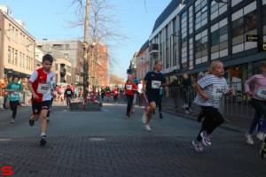 [Activiteiten en Festiviteiten] :: Drechtstadloop Gro-Up Jeugdloop (13)