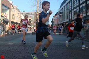 [Activiteiten en Festiviteiten] :: Drechtstadloop Gro-Up Jeugdloop (17)