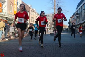 [Activiteiten en Festiviteiten] :: Drechtstadloop Gro-Up Jeugdloop (19)
