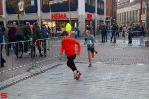 [Activiteiten en Festiviteiten] :: Drechtstadloop Gro-Up Jeugdloop (15)