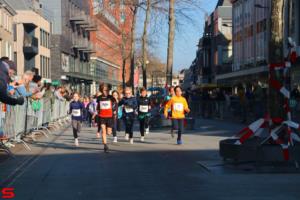 [Activiteiten en Festiviteiten] :: Drechtstadloop Gro-Up Puppy Run (12)
