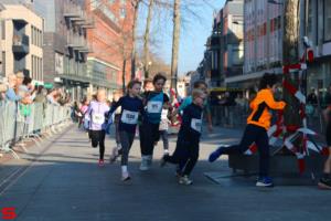 [Activiteiten en Festiviteiten] :: Drechtstadloop Gro-Up Puppy Run (14)