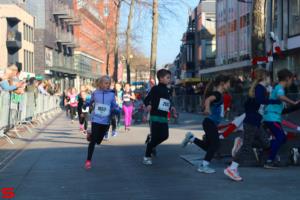 [Activiteiten en Festiviteiten] :: Drechtstadloop Gro-Up Puppy Run (15)
