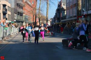 [Activiteiten en Festiviteiten] :: Drechtstadloop Gro-Up Puppy Run (16)