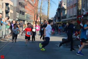 [Activiteiten en Festiviteiten] :: Drechtstadloop Gro-Up Puppy Run (11)