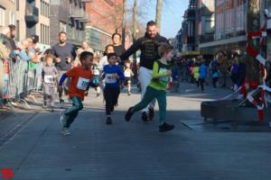 [Activiteiten en Festiviteiten] :: Drechtstadloop Gro-Up Puppy Run (14)