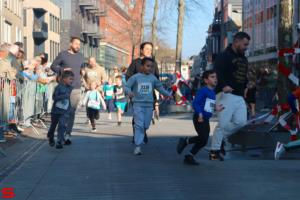[Activiteiten en Festiviteiten] :: Drechtstadloop Gro-Up Puppy Run (15)