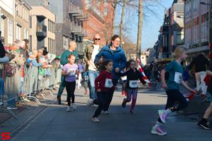 [Activiteiten en Festiviteiten] :: Drechtstadloop Gro-Up Puppy Run (6)