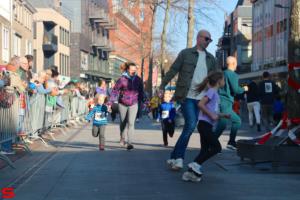 [Activiteiten en Festiviteiten] :: Drechtstadloop Gro-Up Puppy Run (8)