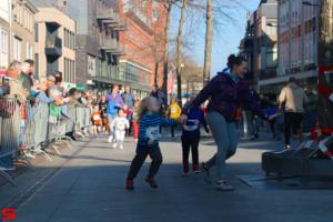 [Activiteiten en Festiviteiten] :: Drechtstadloop Gro-Up Puppy Run (10)