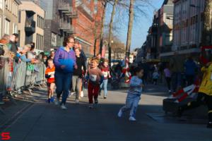[Activiteiten en Festiviteiten] :: Drechtstadloop Gro-Up Puppy Run (13)