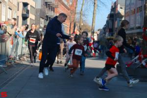[Activiteiten en Festiviteiten] :: Drechtstadloop Gro-Up Puppy Run (16)