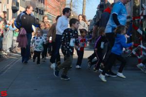 [Activiteiten en Festiviteiten] :: Drechtstadloop Gro-Up Puppy Run (8)