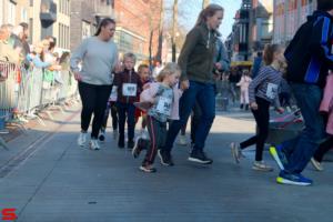 [Activiteiten en Festiviteiten] :: Drechtstadloop Gro-Up Puppy Run (11)