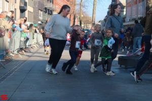 [Activiteiten en Festiviteiten] :: Drechtstadloop Gro-Up Puppy Run (12)