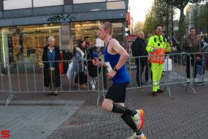 [Activiteiten en Festiviteiten] :: Drechtstadloop Halve Marathon Eind (61)