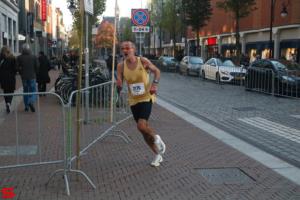 [Activiteiten en Festiviteiten] :: Drechtstadloop Halve Marathon Eind (59)