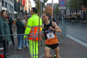[Activiteiten en Festiviteiten] :: Drechtstadloop Halve Marathon Eind (57)