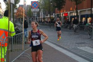 [Activiteiten en Festiviteiten] :: Drechtstadloop Halve Marathon Eind (59)