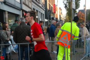 [Activiteiten en Festiviteiten] :: Drechtstadloop Halve Marathon Eind (63)