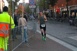 [Activiteiten en Festiviteiten] :: Drechtstadloop Halve Marathon Eind (68)
