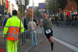 [Activiteiten en Festiviteiten] :: Drechtstadloop Halve Marathon Eind (54)