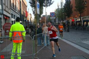 [Activiteiten en Festiviteiten] :: Drechtstadloop Halve Marathon Eind (68)