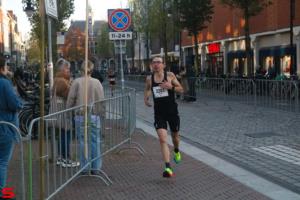 [Activiteiten en Festiviteiten] :: Drechtstadloop Halve Marathon Eind (59)