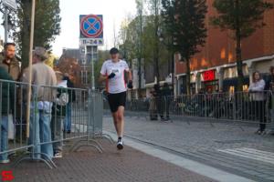 [Activiteiten en Festiviteiten] :: Drechtstadloop Halve Marathon Eind (58)