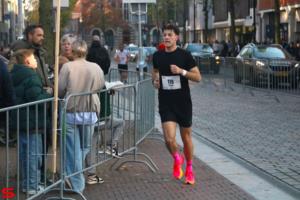 [Activiteiten en Festiviteiten] :: Drechtstadloop Halve Marathon Eind (56)