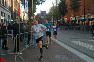 [Activiteiten en Festiviteiten] :: Drechtstadloop Halve Marathon Eind (54)